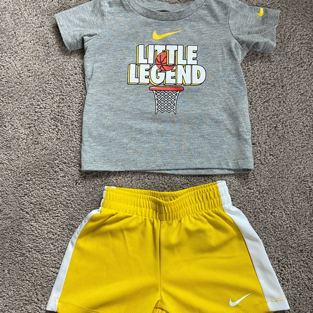 $15 for any kids outfits - Nike set